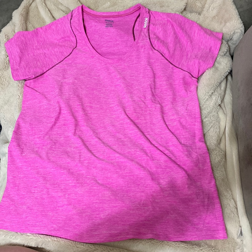 Women’s Reebok Athletic T-Shirt, Size XL, Pink